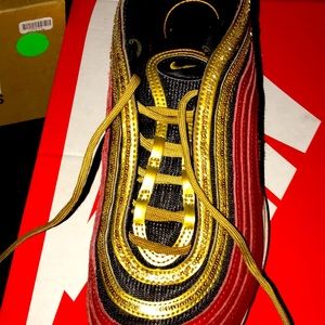 Shoes gold size shoes 8.5